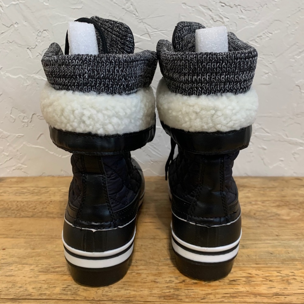 Duck Boots - image 3